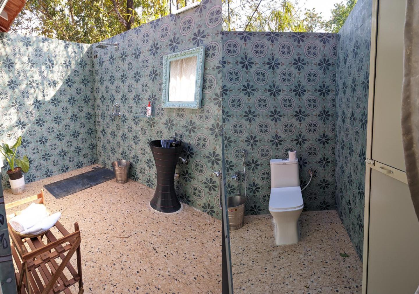 Hippie Paws Hotel Мандрем Екстериор снимка